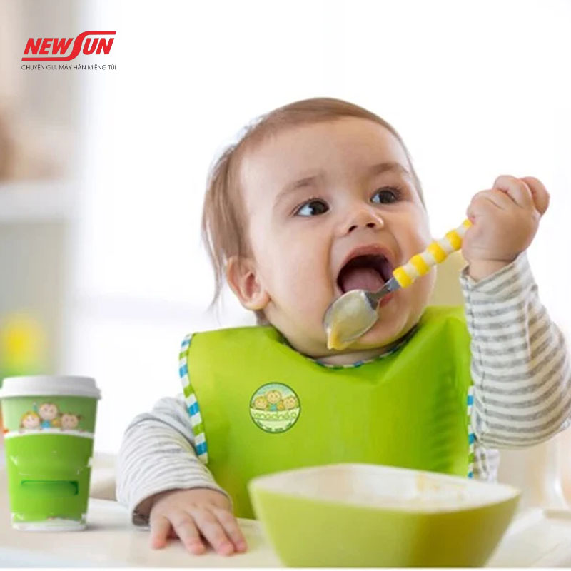 Mách mẹ cách bảo quản đồ ăn dặm không mất chất cho bé mau lớn