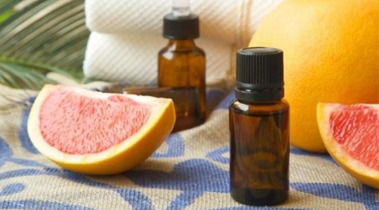 cách bảo quản tinh dầu bưởi tự làm, chai tối màu