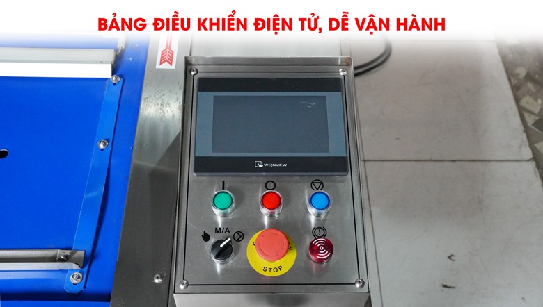 Bảng điều khiển điện tử, trang bị nhiều tính năng thông minh